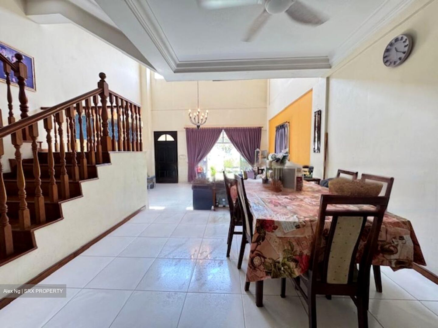 Flora Road (D17), Terrace #451870641